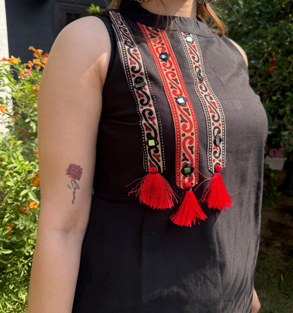 Onyx Kutch Cotton Kurta Set
