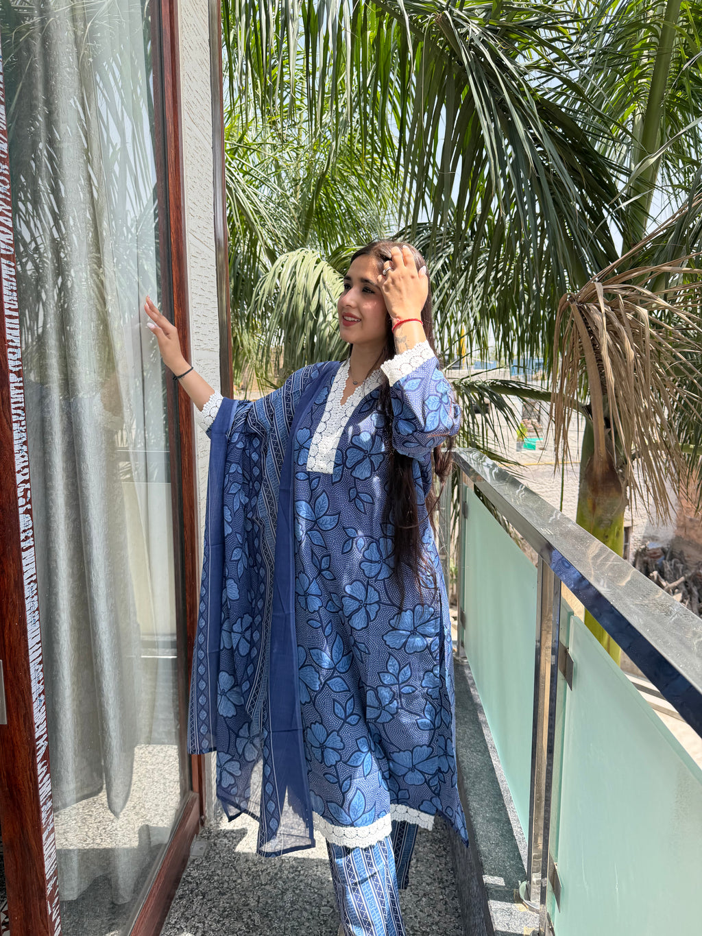 Aabha Blue Floral Premium Mul Cotton 3-Piece Set
