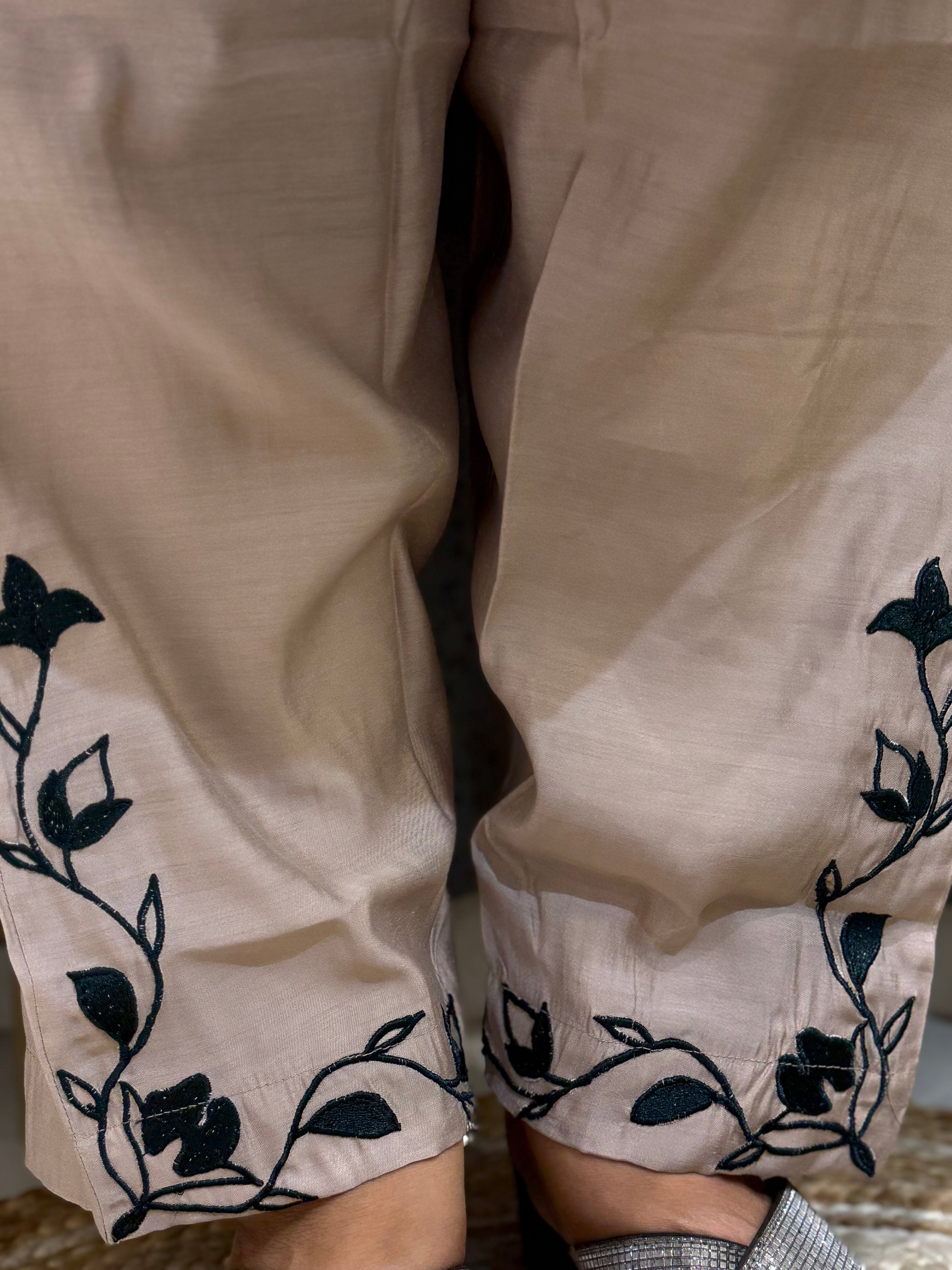 Angoor Beige Botanical Embroidered Co-ord Set (3XL)