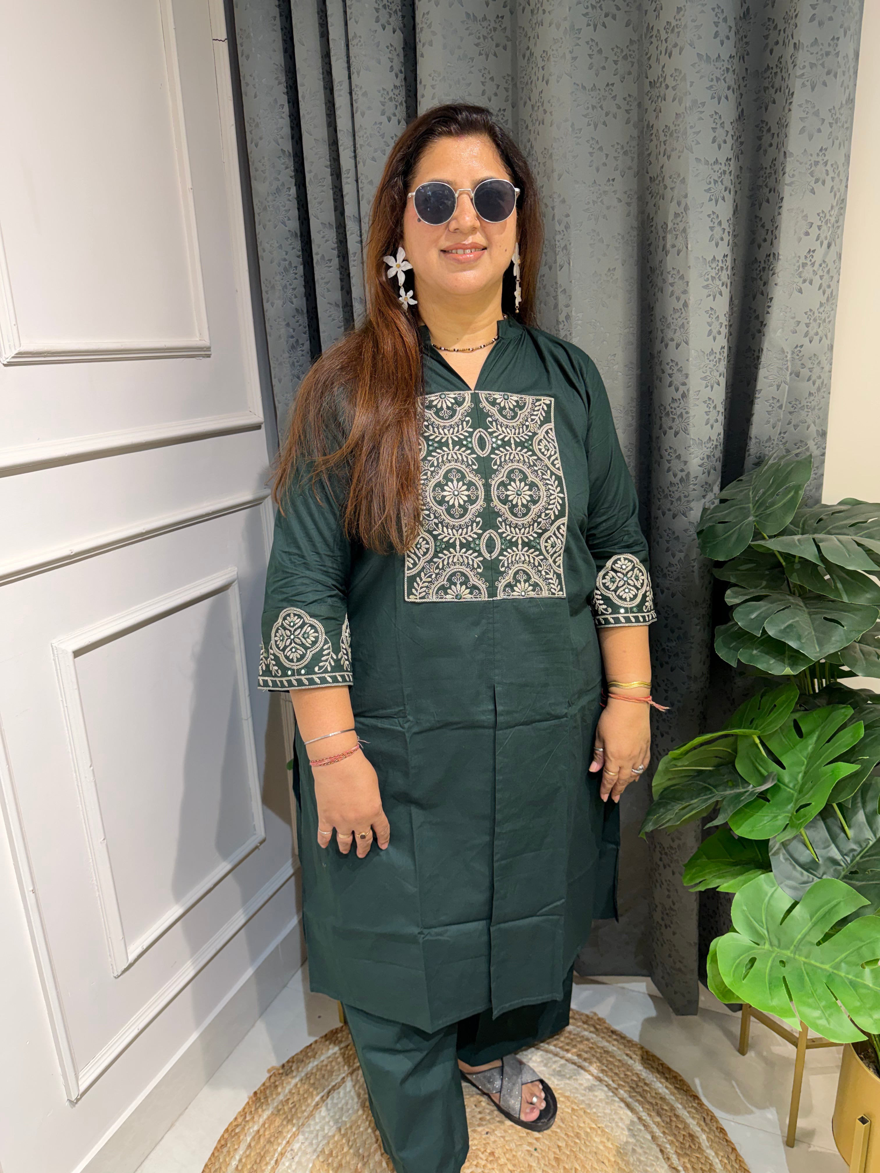 Sabz Bottle Green Embroidered Kurta Set (3XL)