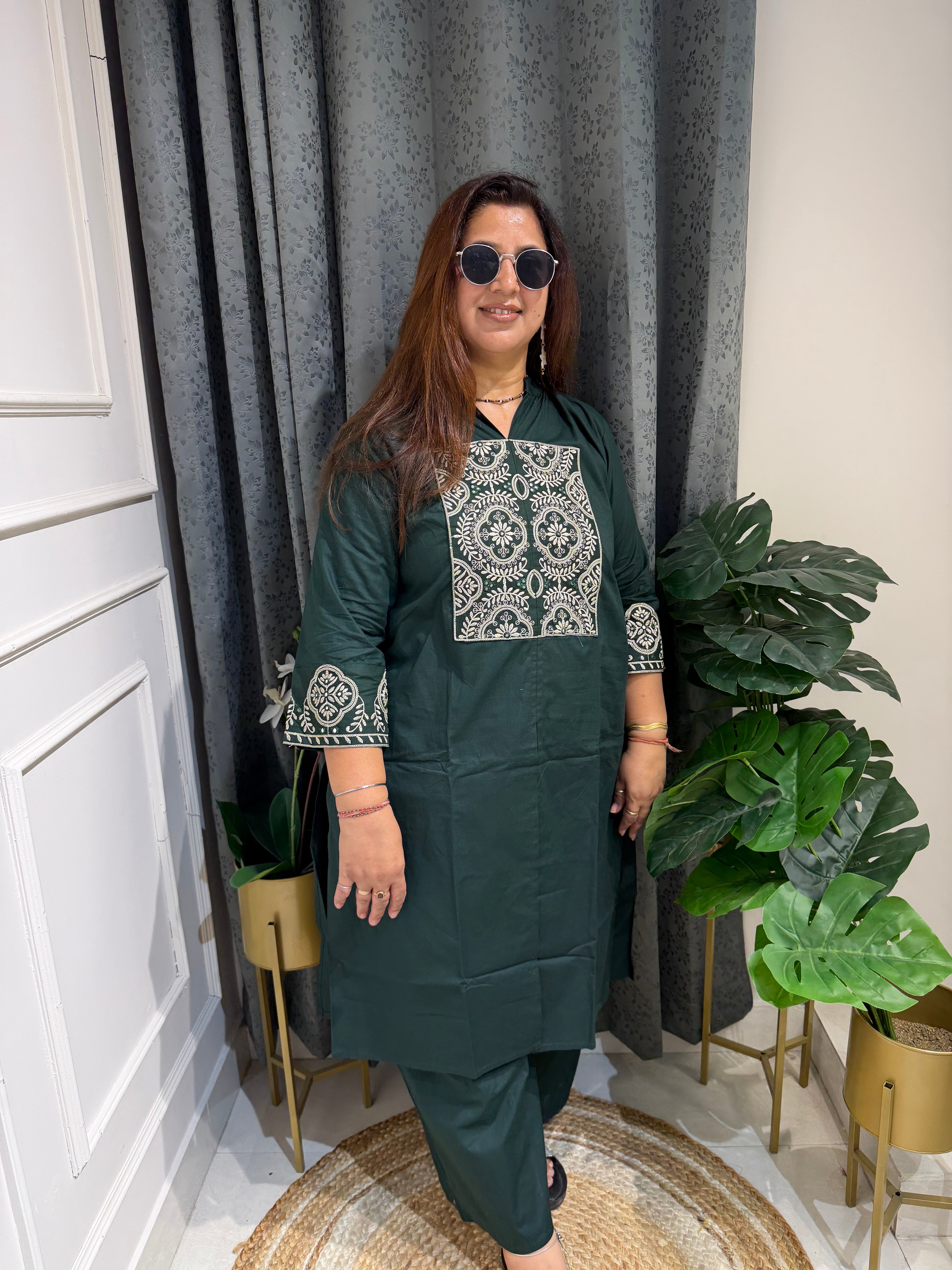 Sabz Bottle Green Embroidered Kurta Set (3XL)