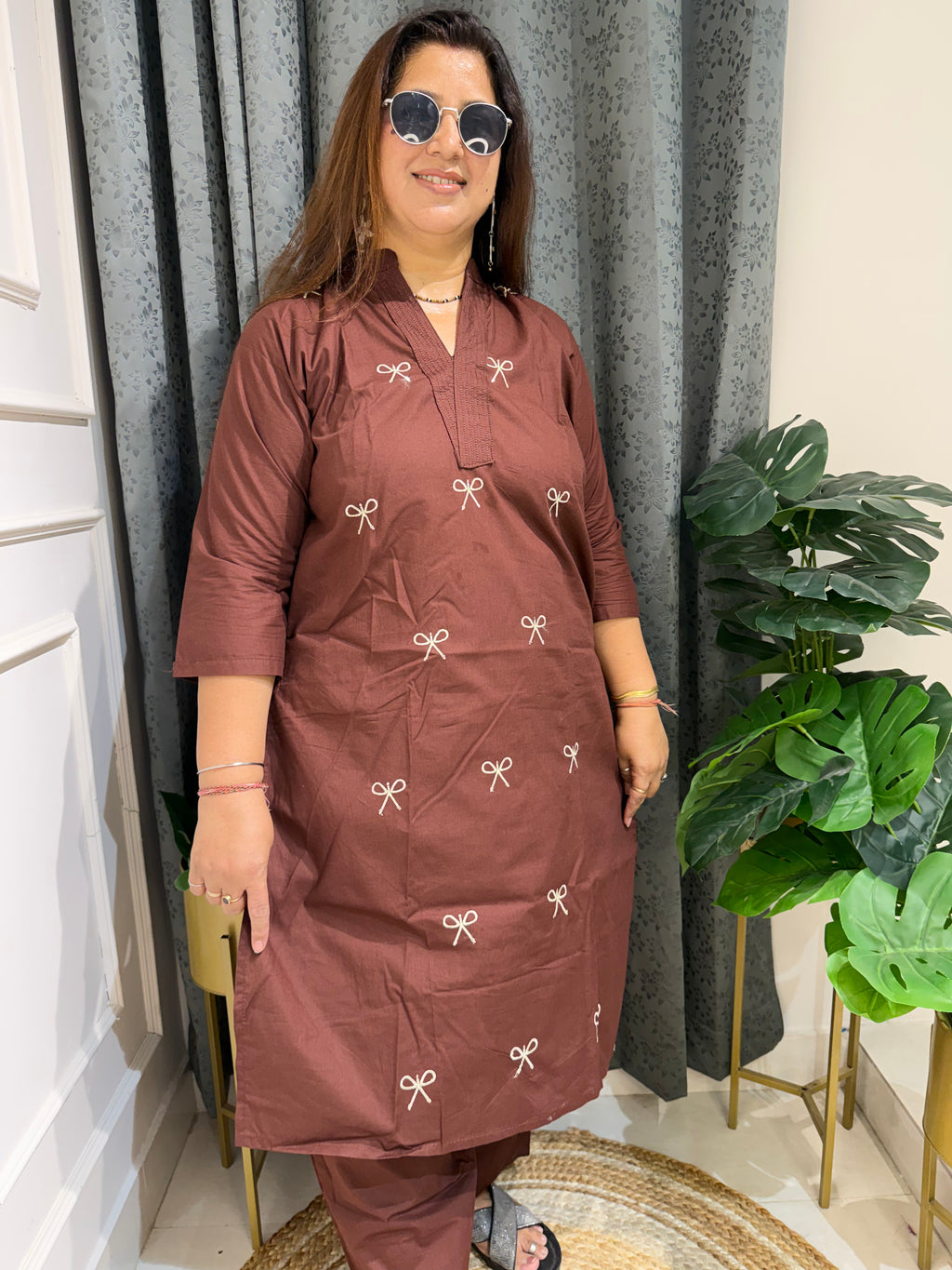 Toffee Bow Embroidered Kurta Set (3XL)