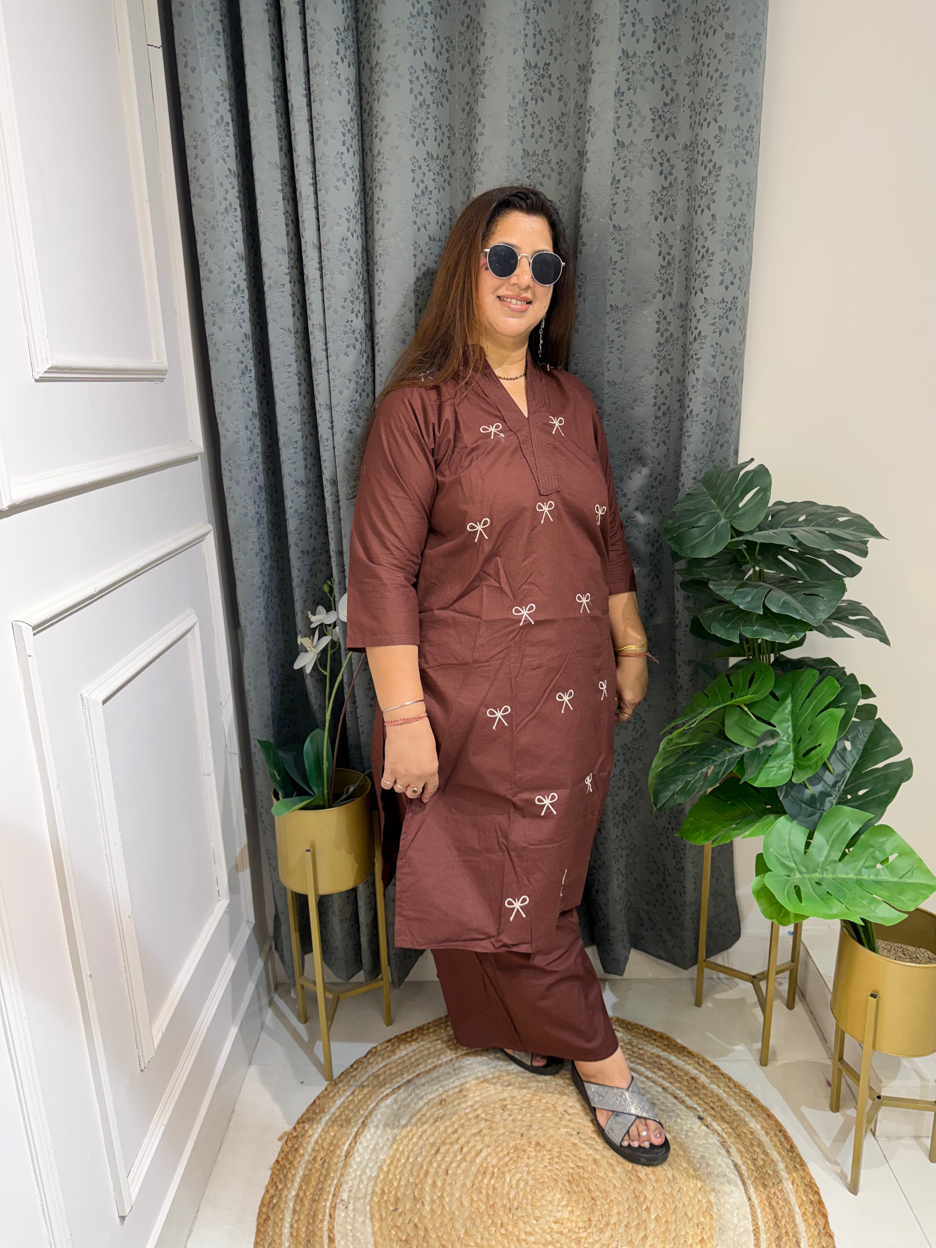 Toffee Bow Embroidered Kurta Set (3XL)