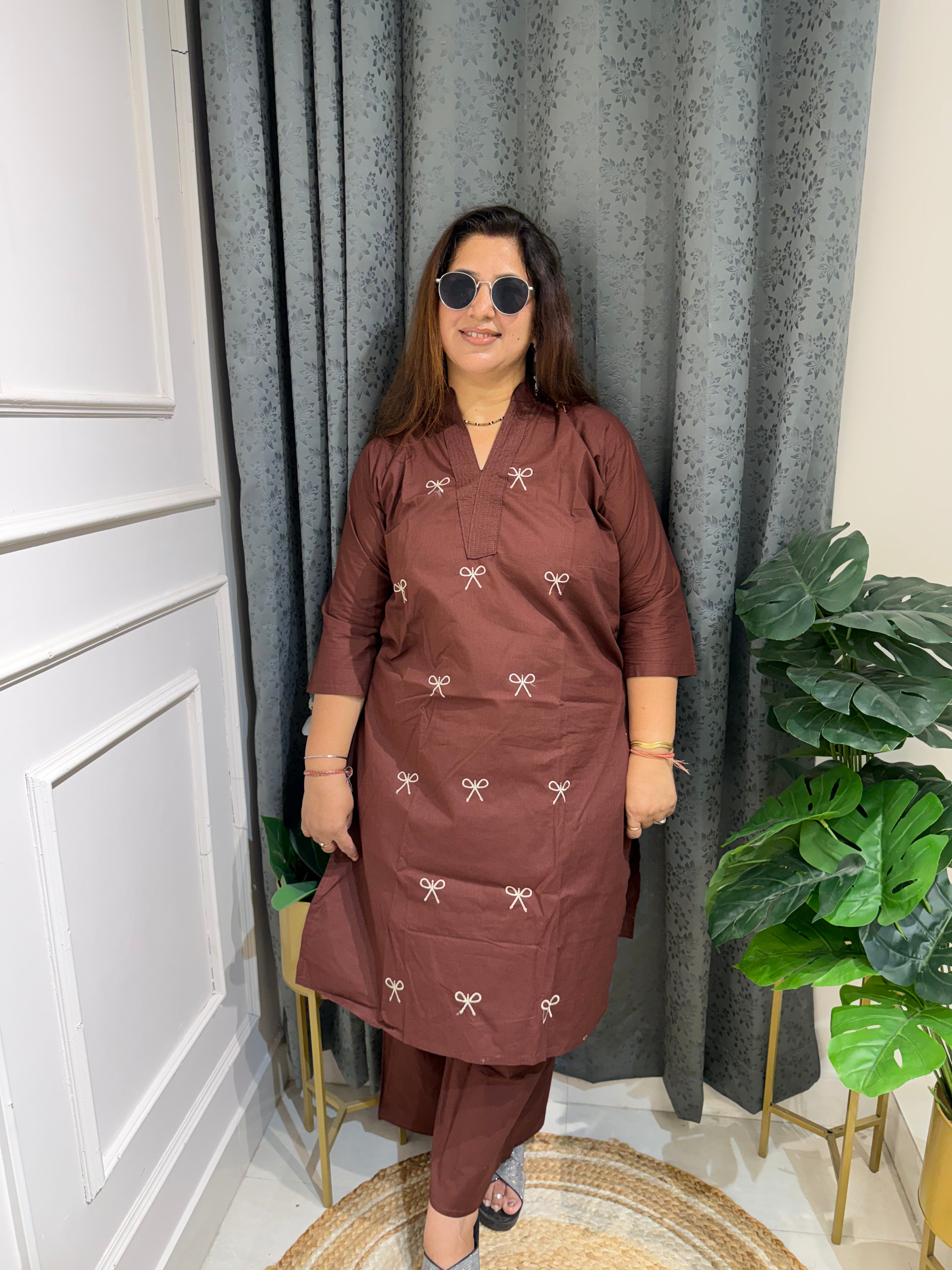 Toffee Bow Embroidered Kurta Set (3XL)